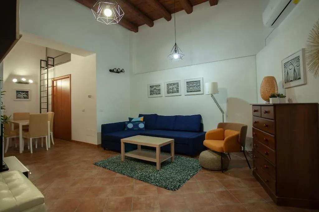 Flo'S Chathedral Home Palermo